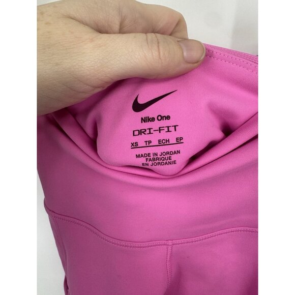 Nike Pro Athletic Biker Shorts Women XS Hot Pink NEW Yoga Workout Gym Preppy - Picture 3 of 10